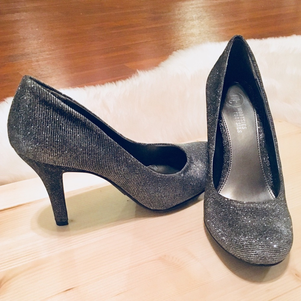 Sparkly Silver Heels Mootsie Tootsie Sparkly Pumps